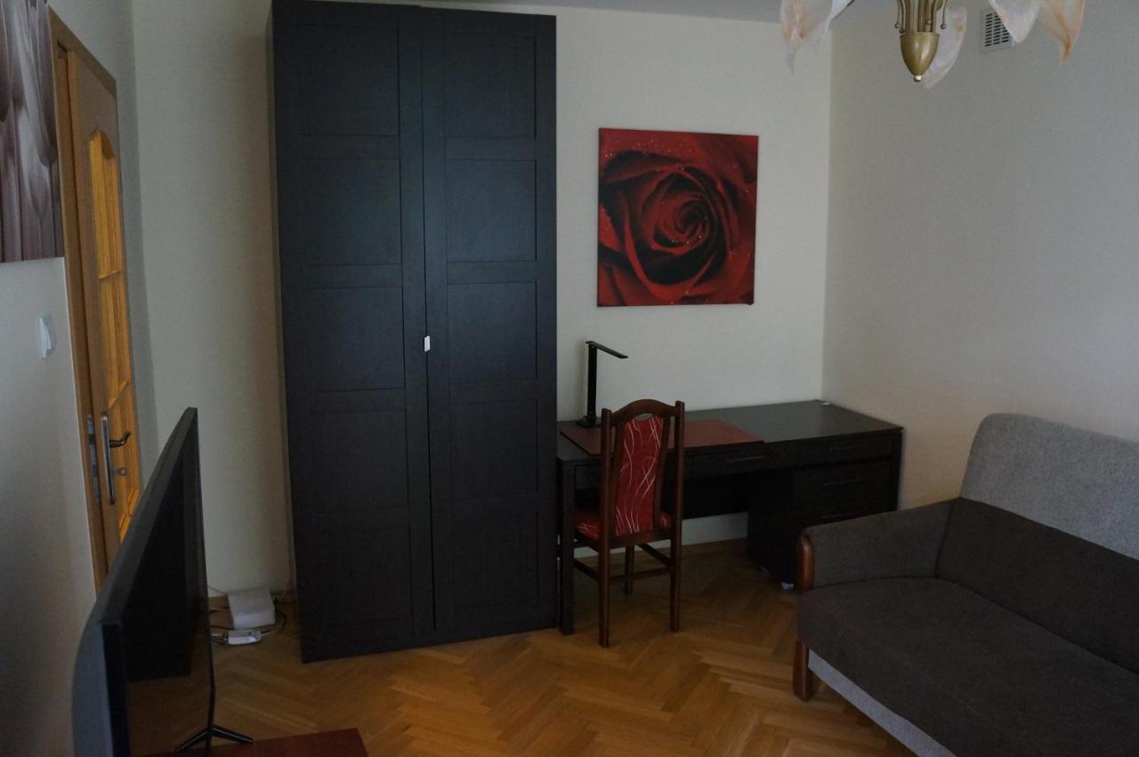 Zielony Zoliborz Varsovia Exterior foto